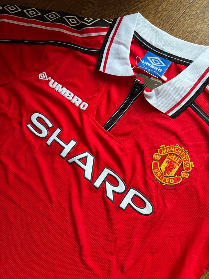 マンチェスター　ユナイテッド99年ヴィンテージ ユニフォームUmbroSHARP