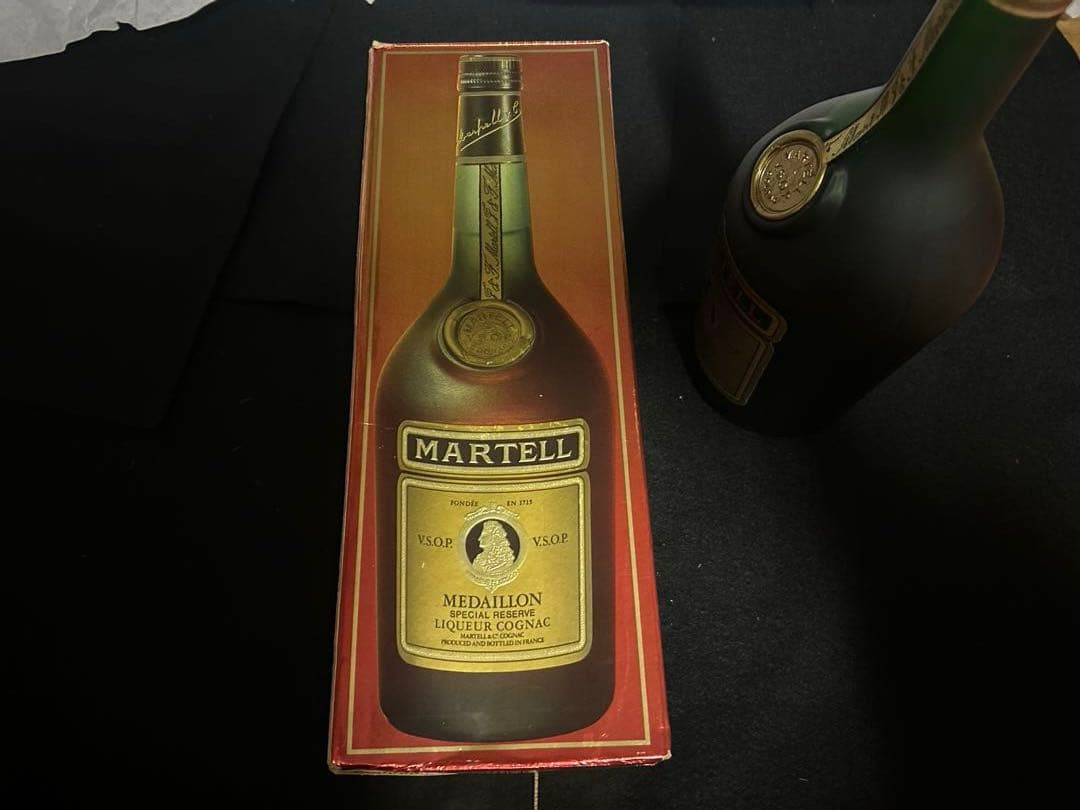 マーテル　古酒　MARTELL MEDAILLON V.S.O.P. 1L
