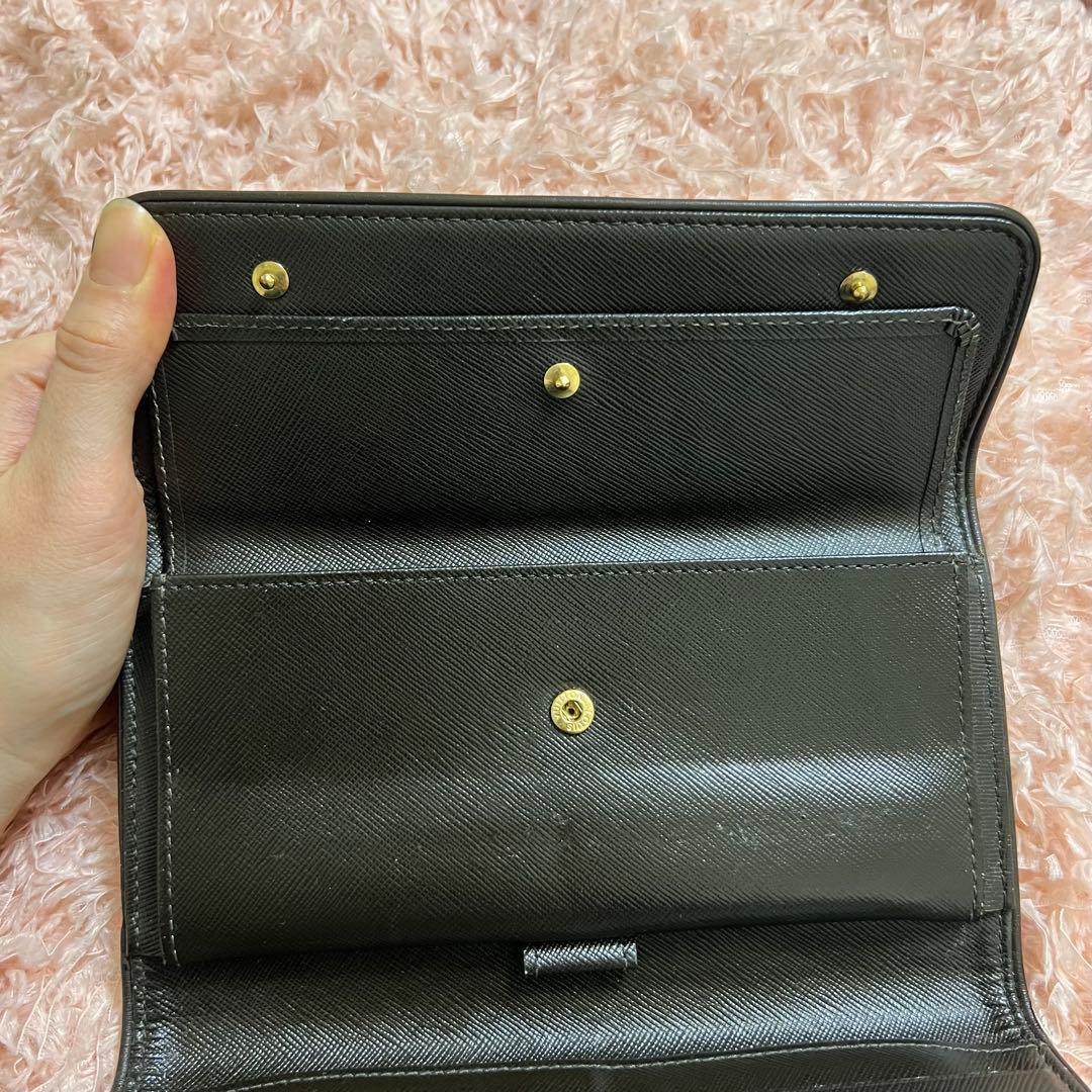 ルイヴィトン　財布　ポルトトレゾール　インターナショナル モノグラム　カーキ