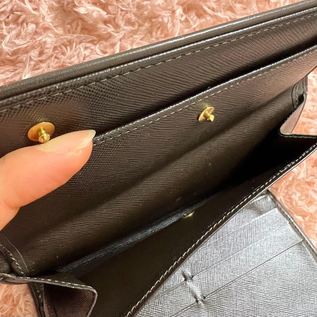 ルイヴィトン　財布　ポルトトレゾール　インターナショナル モノグラム　カーキ