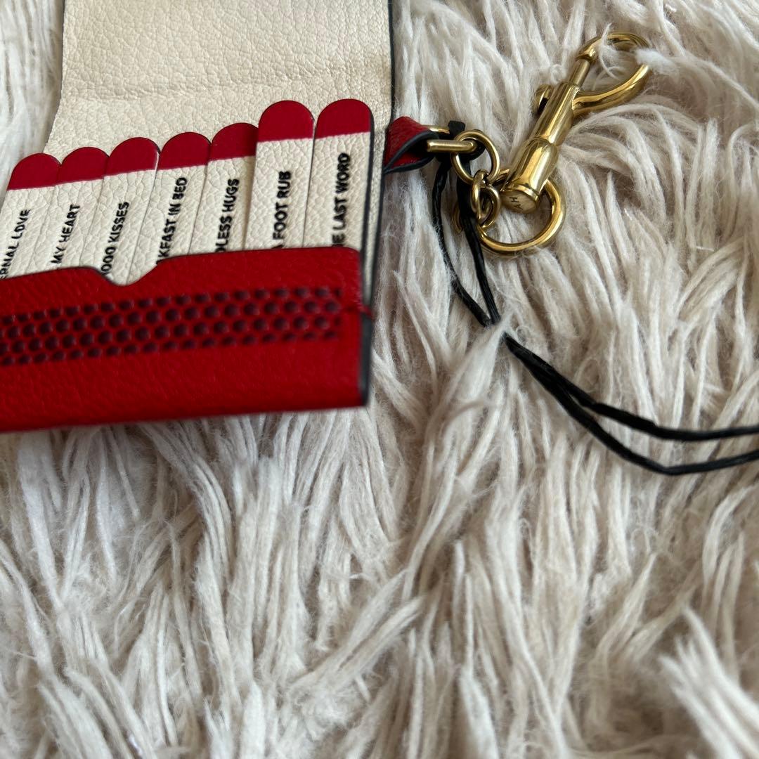 新品 ANYA HINDMARCH Match Book Heart キーケース