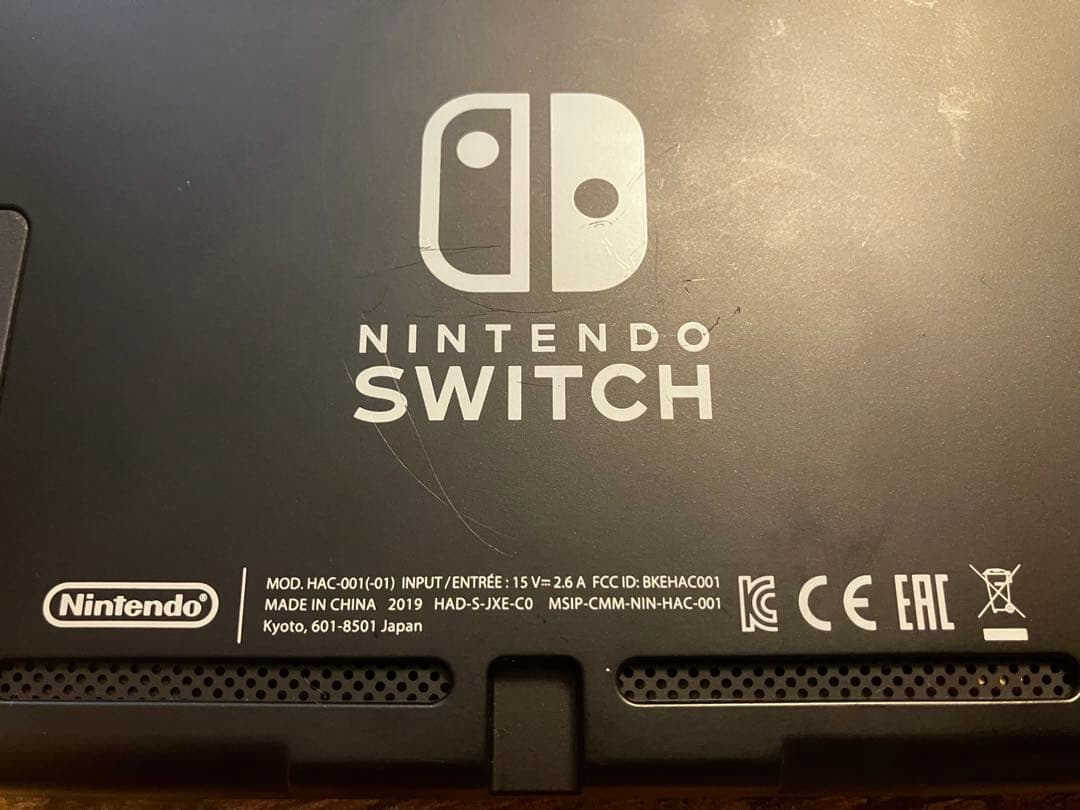 Nintendo switch 本体 HAC-001(-01）