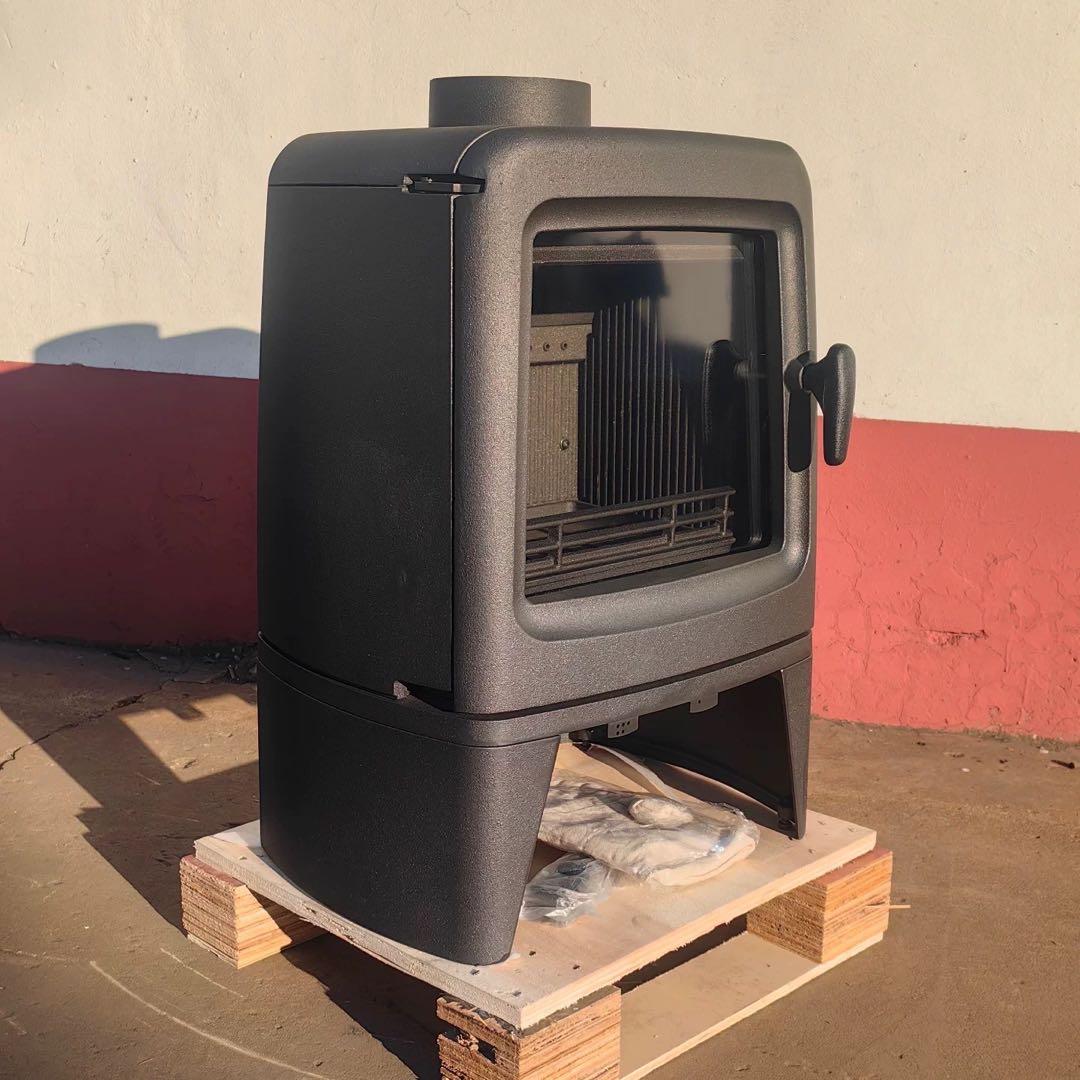 茶坊主 　薪ストーブ 黒 四角形 ガラスドア付き