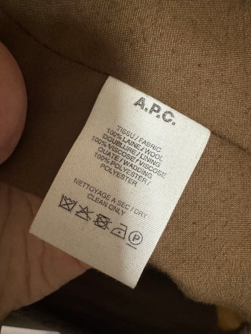 A.P.C.　アーペーセー　コート