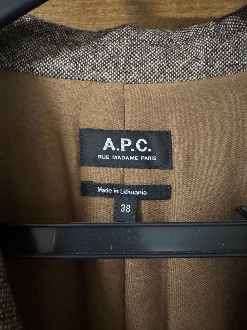 A.P.C.　アーペーセー　コート