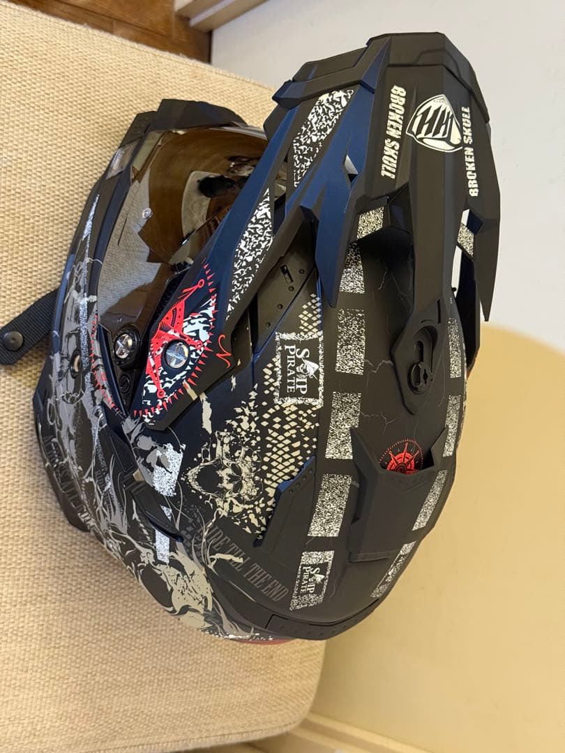 THH TX-27 XL スカルデザイン ヘルメット