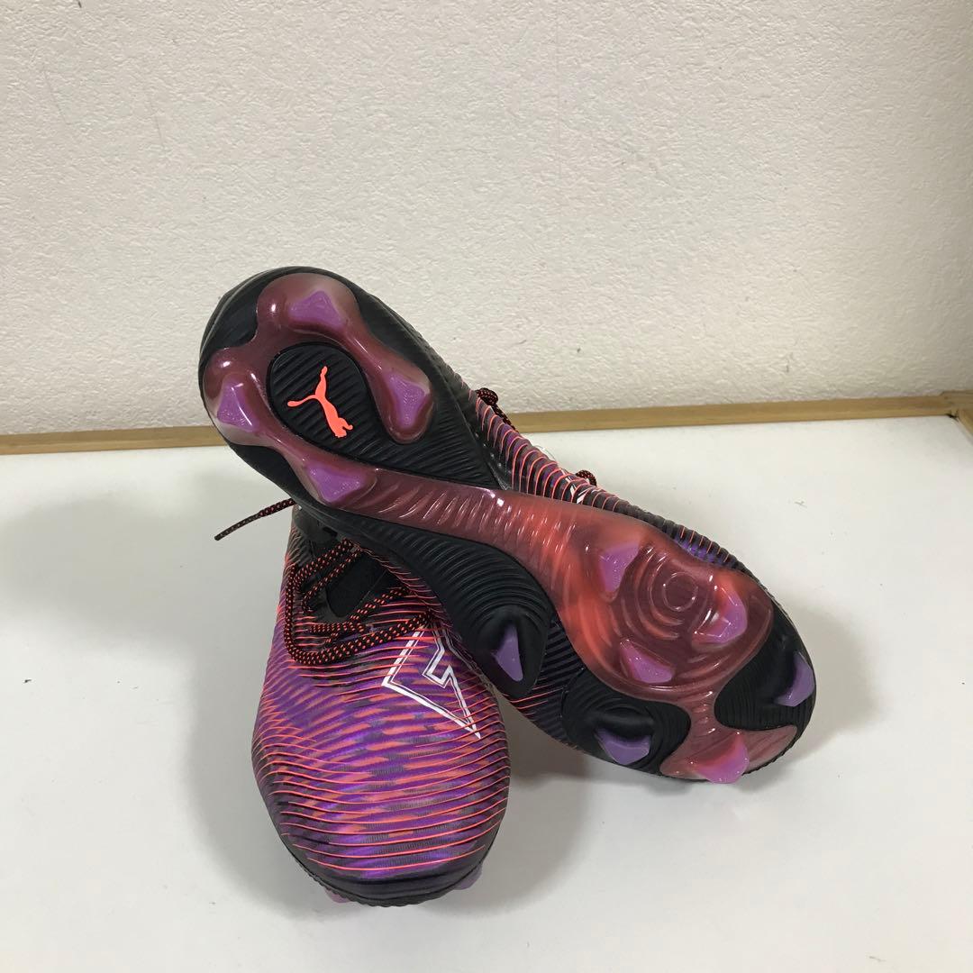 新品・タグ付き　プーマメンズサッカースパイク