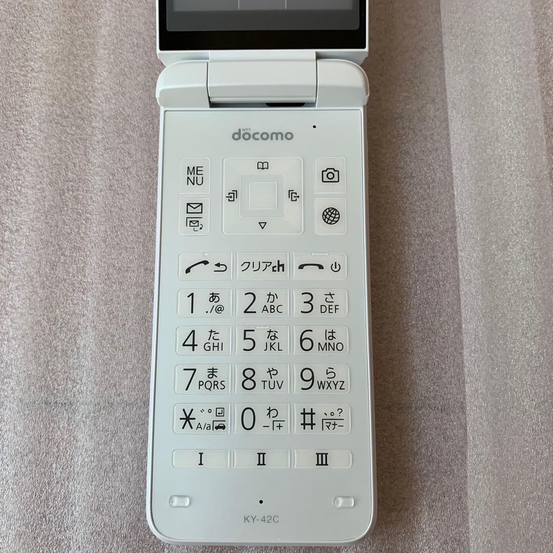 docomo DIGNO KY-42C 本体 ＋ ACアダプタ(試供品)付