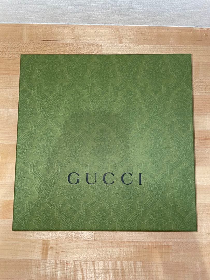 a*o様 GUCCI GGロゴマフラー グレー