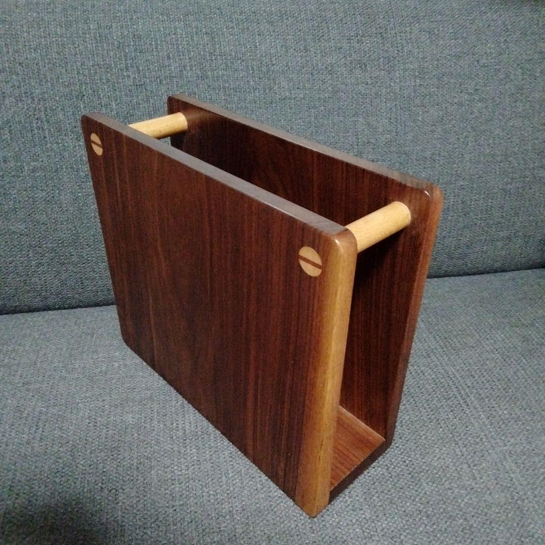 無垢材　ウォールナット　マガジンラック