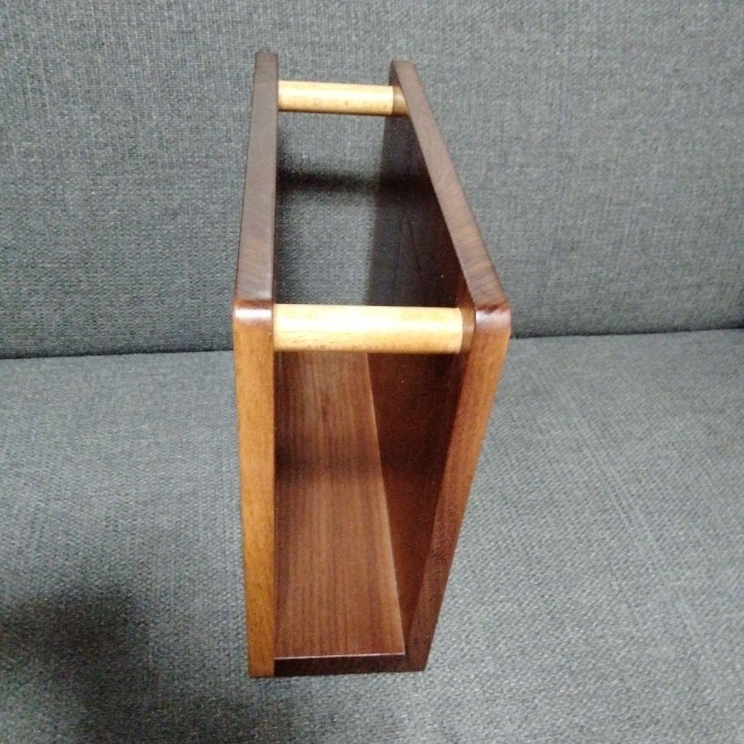 無垢材　ウォールナット　マガジンラック