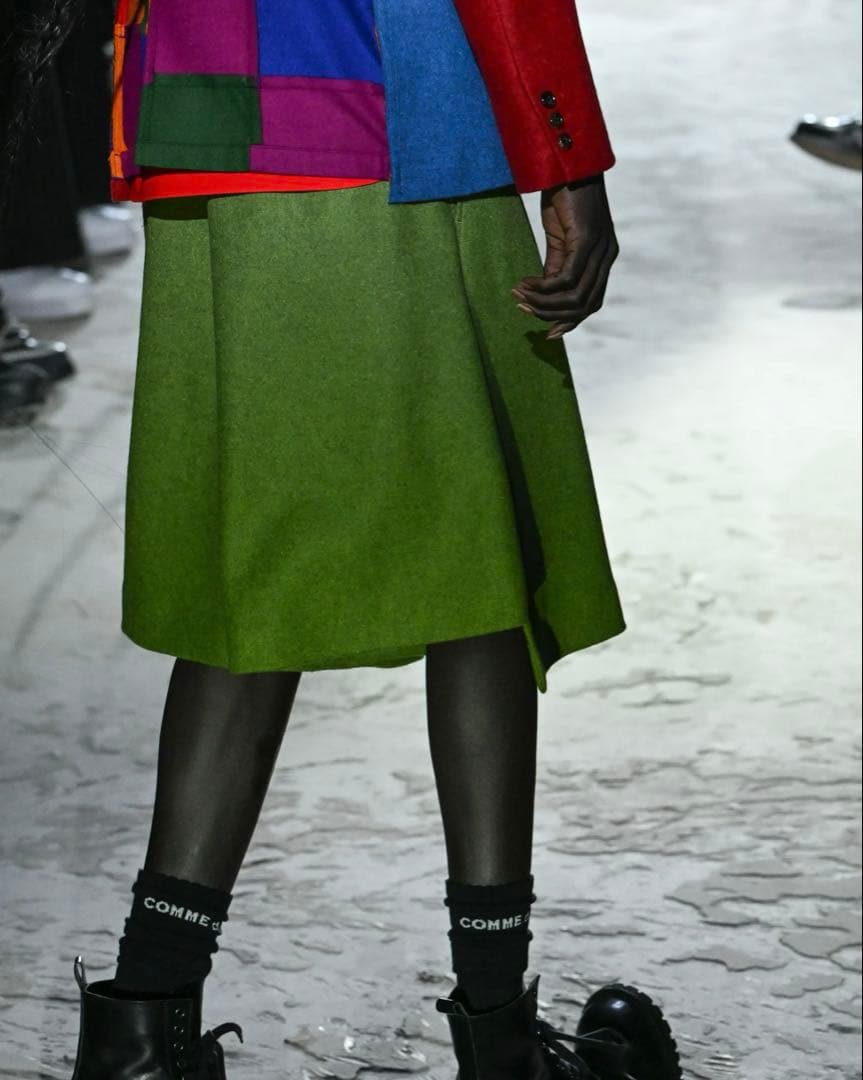 2025秋冬コムデギャルソンオムプリュス大人気フラノ捻れショーツ美品激安