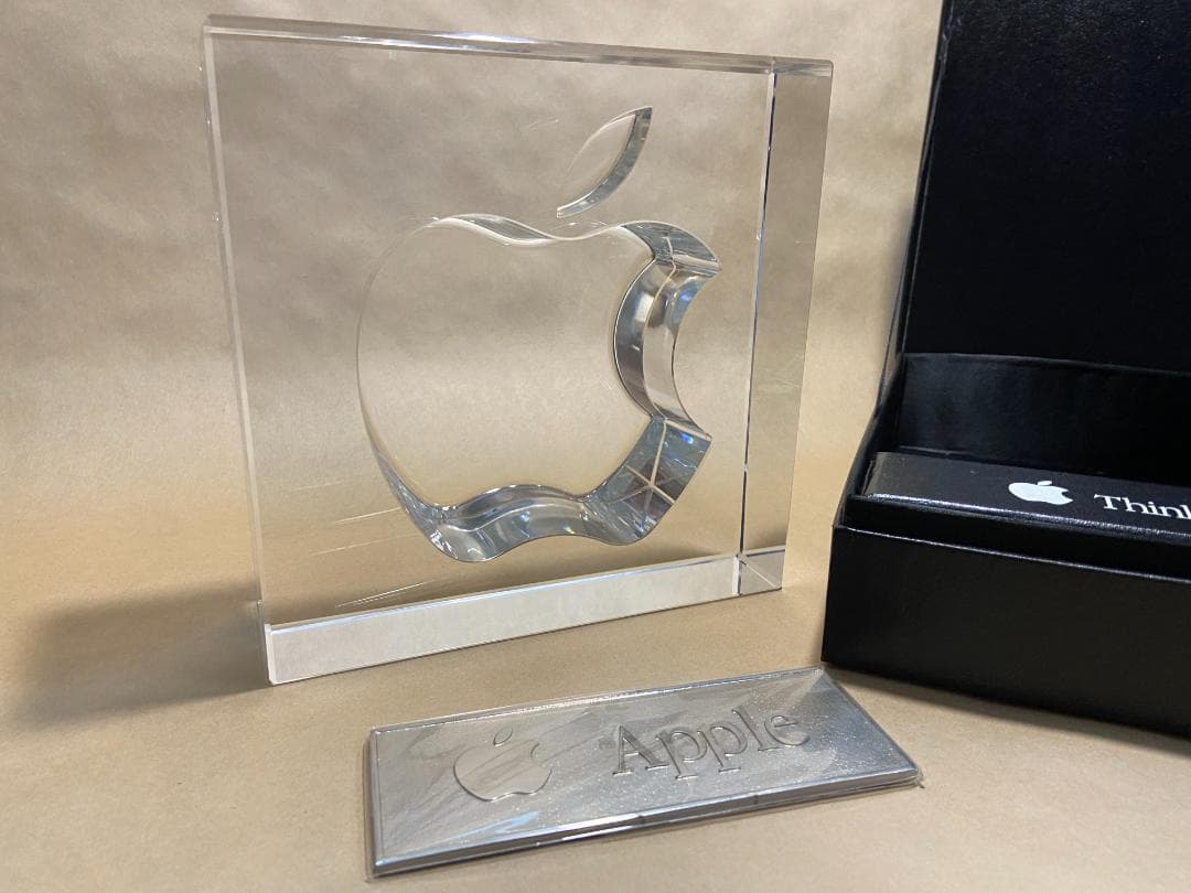 Apple 非売品 HOYA製クリスタルガラス オブジェ
