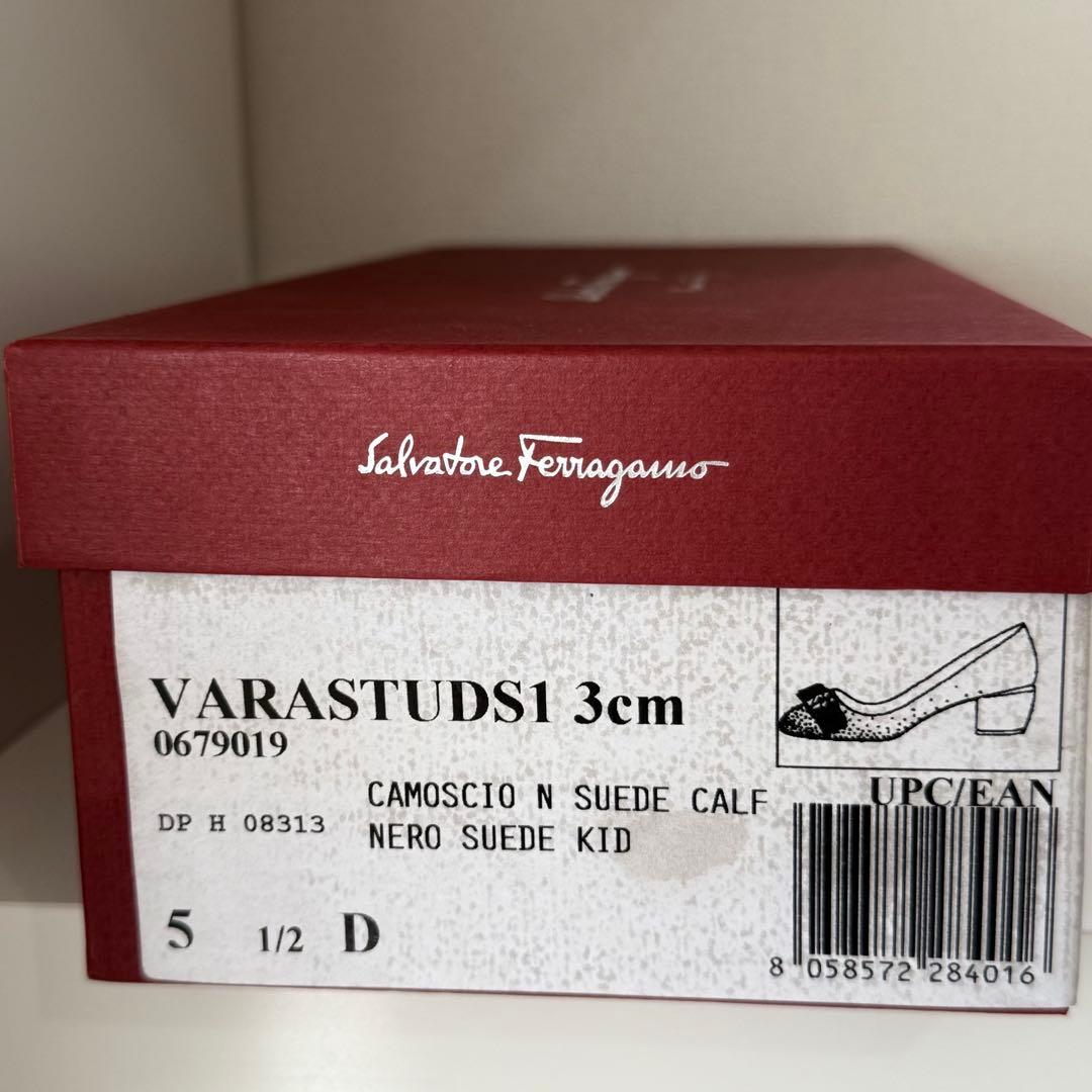 Ferragamo VARA スタッズ パンプス 22.5cm