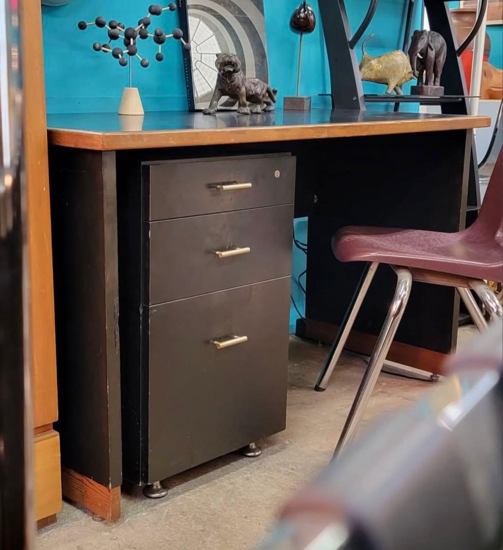 Victor デスク&ドロワー【monoroom町田】