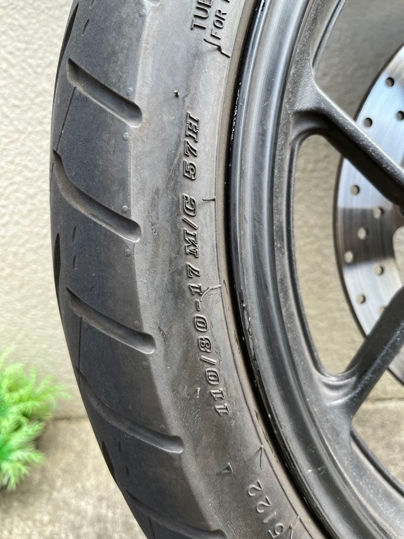 yzf-r25 ABS用フロントホイールタイヤ(走行1万1千km少々)