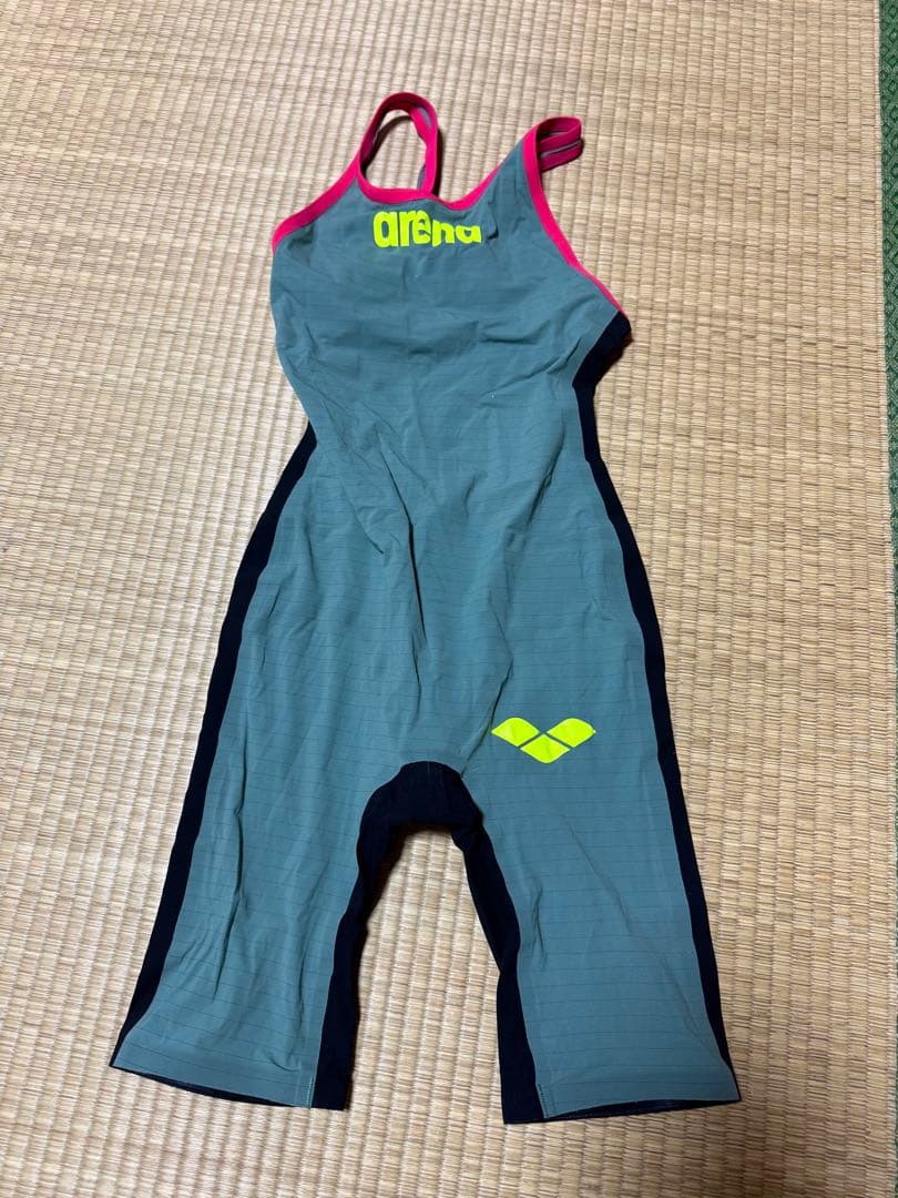 美品　アリーナ　高速水着　競泳水着　パワースキンカーボンエアー2 M