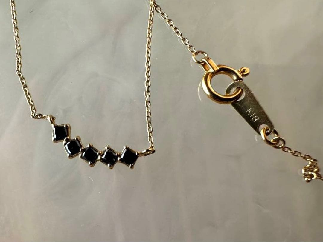 AHKAH K18 ブラックスピネルネック