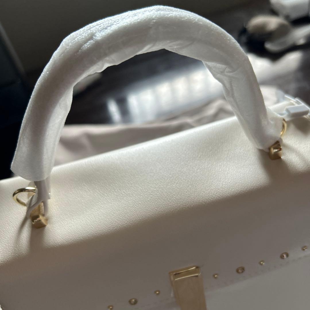 CELFORD ホワイト ショルダーバッグ CWGB269505