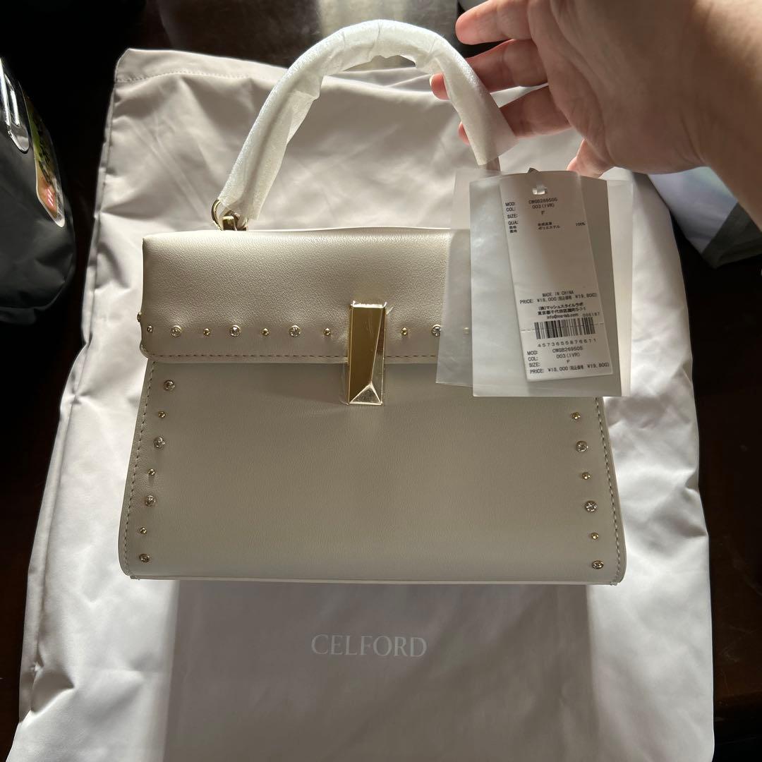 CELFORD ホワイト ショルダーバッグ CWGB269505