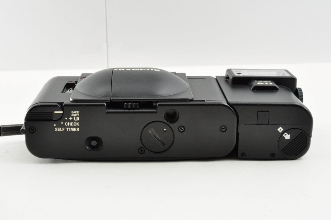 美品⭐︎動作確認済　OLYMPUS XA + A11とNikon L35AD