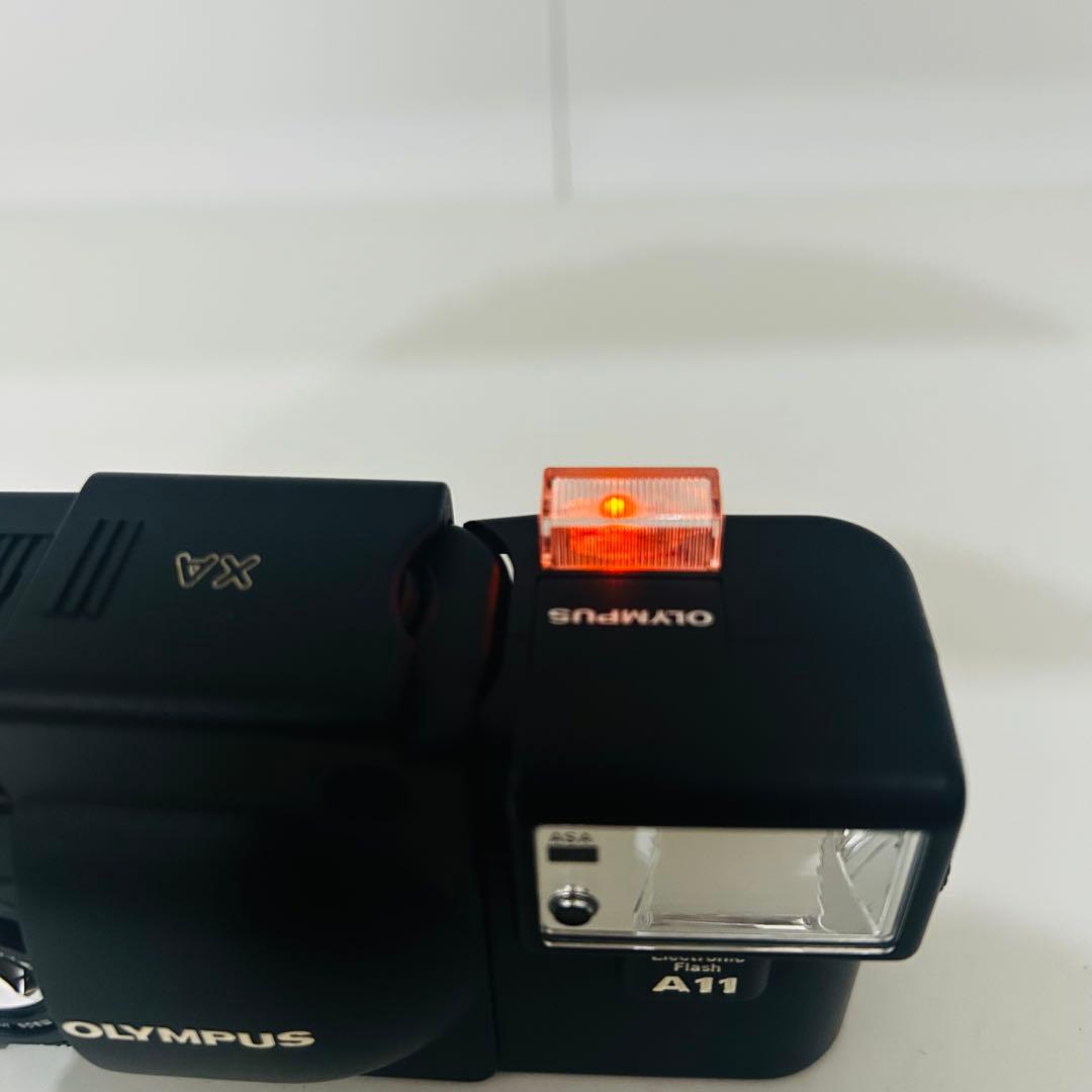 美品⭐︎動作確認済　OLYMPUS XA + A11とNikon L35AD