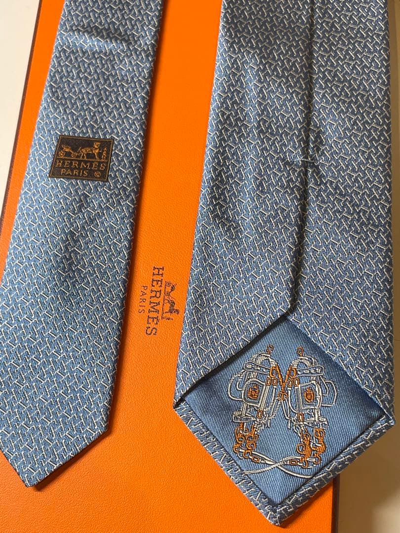 【一度着用のみ】HERMES ブルー H総柄 ネクタイ シルク　成人式向け