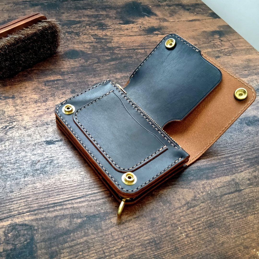 ヒゲトラページ