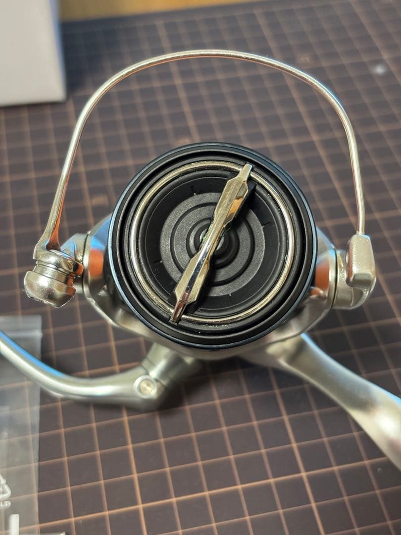 【美品】19ストラディック3000MHG カスタムノブ付き