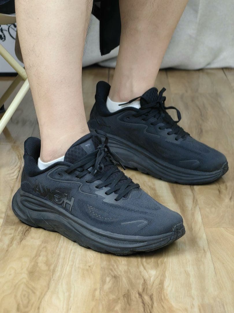 新品 Hoka ホカオネオネ クリフトン10 CLIFTON10