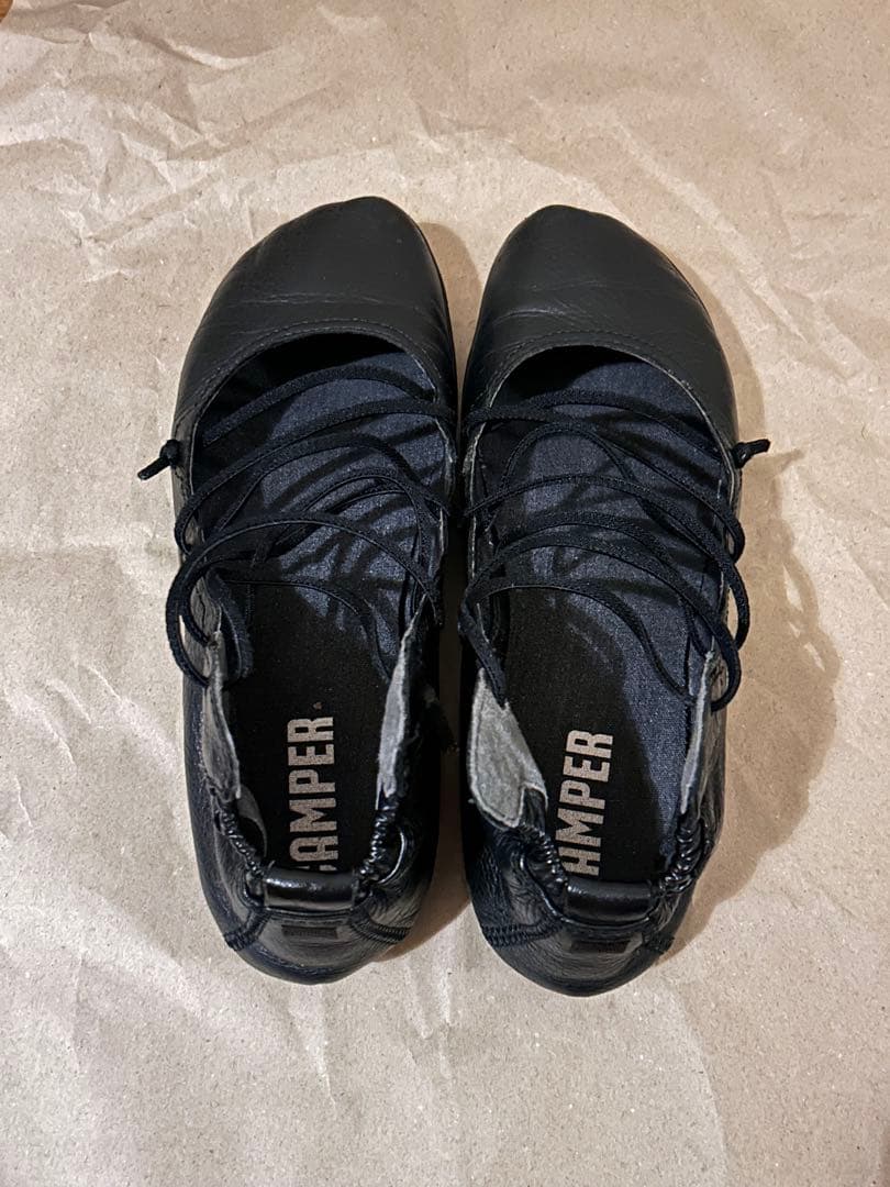 本革バレエシューズ　CAMPER39(25.0相当) ライトニナハイカット　黒