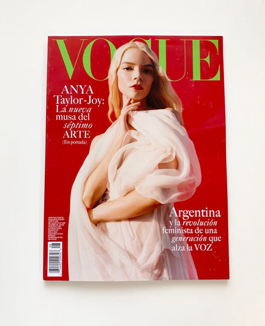 女性情報誌 Vogue LatinoAmerica October 2021
