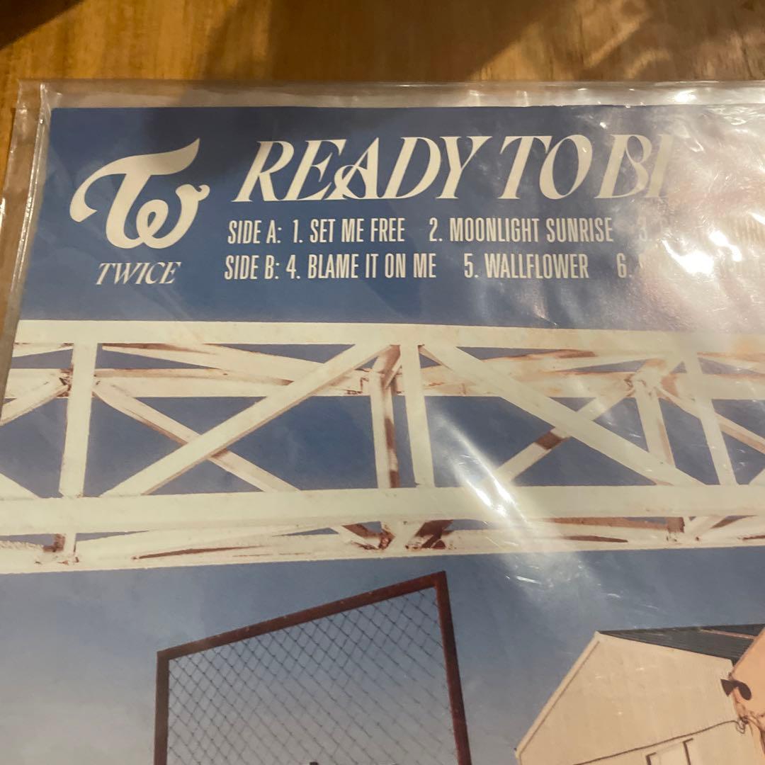 TWICE READY TO BE レコード 2023年