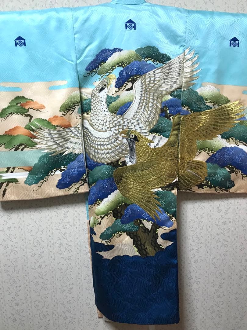 お宮参り着物　男の子　産着　豪華金銀刺繍❗️勇ましい鷹　鮮やかブルー❤️