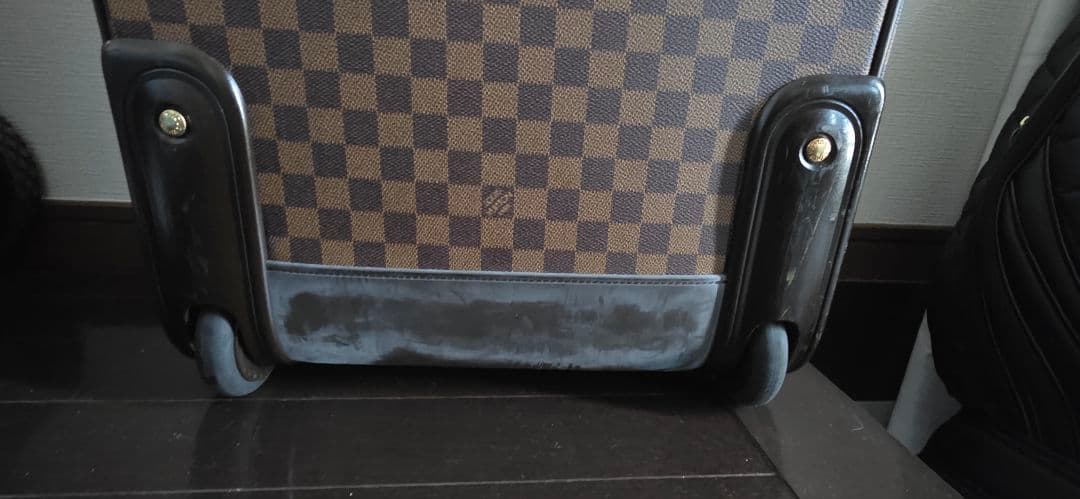 ルイヴィトン キャリーチェック柄キャリーケース 中型