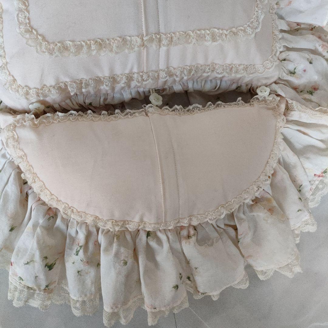 アキアカネ　花柄クッション　アンティーク