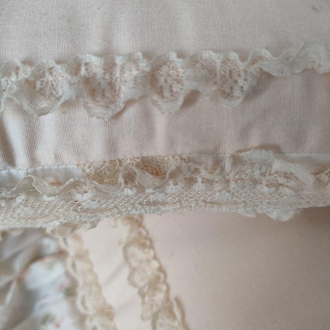 アキアカネ　花柄クッション　アンティーク