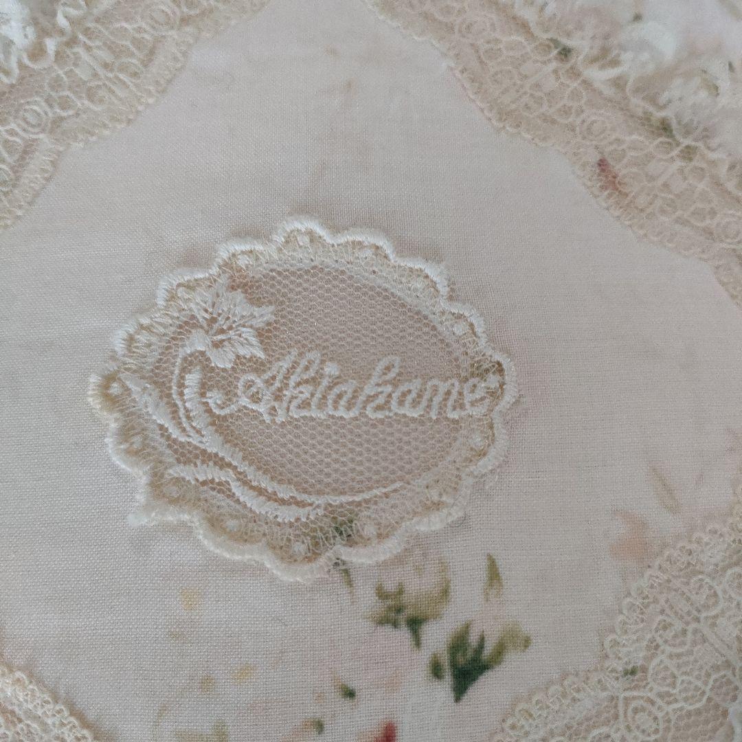 アキアカネ　花柄クッション　アンティーク