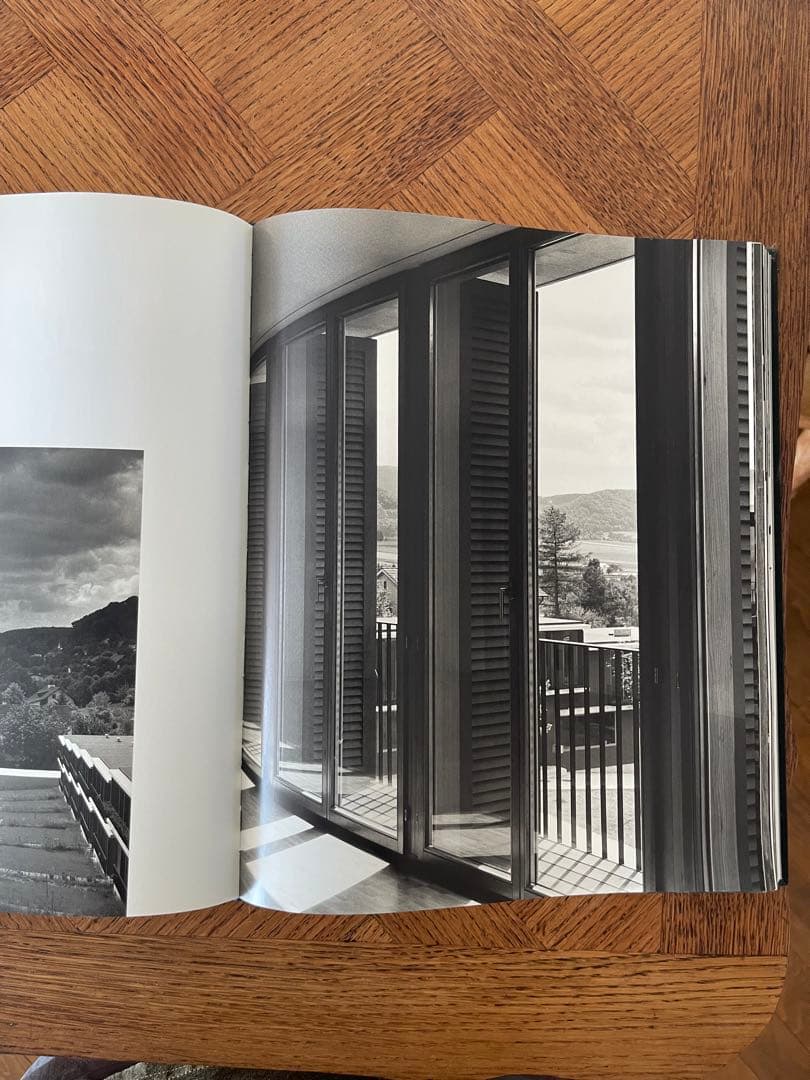 PETER ZUMTHOR WORKS 建築とプロジェクト