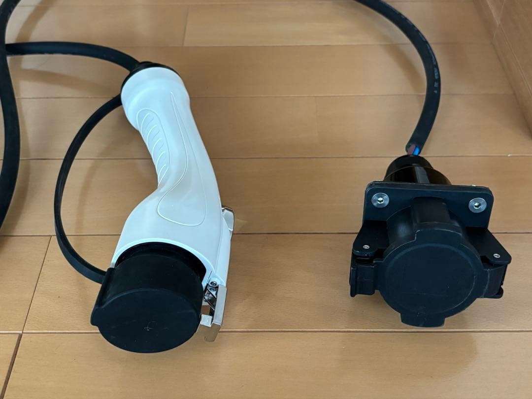 【中古品】電気自動車用充電200v延長ケーブル