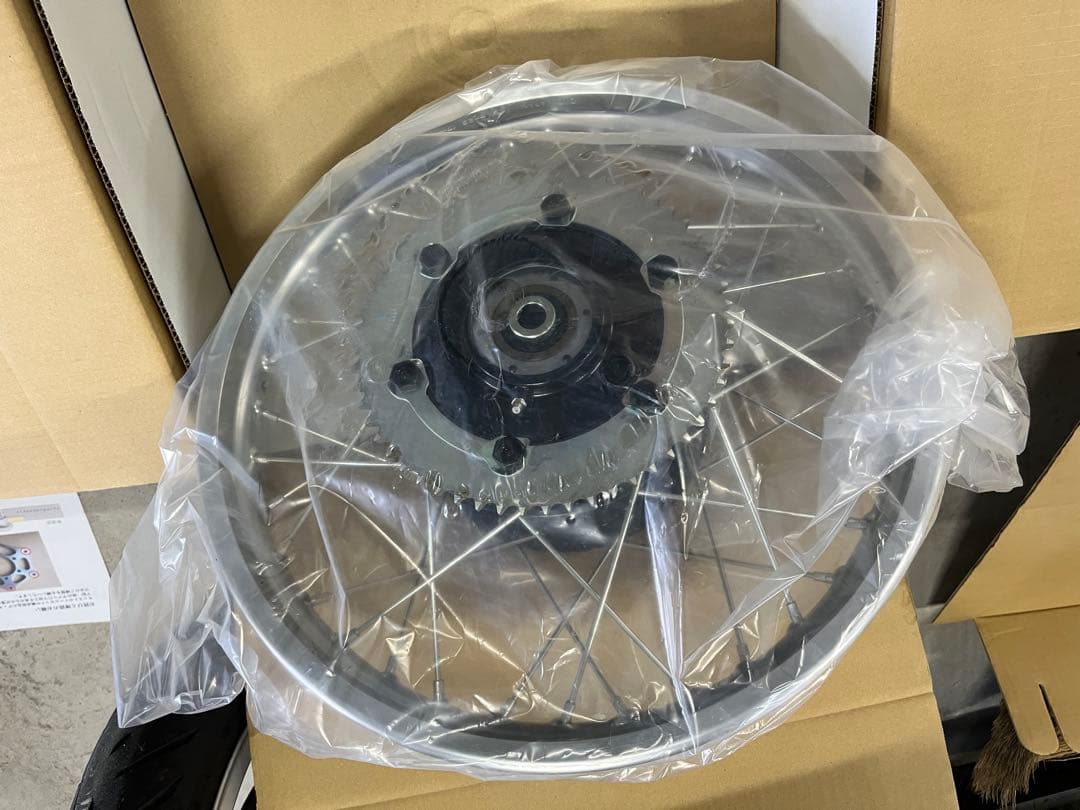 sr400 ファイル 新車外しホイール 2個セット