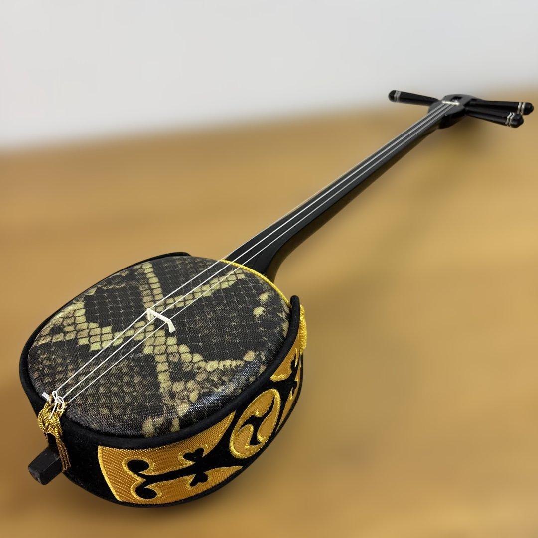 【状態良好】沖縄三線 三味線 人工皮張り　革　蛇　ヘビ　へび　初心者　本体のみ