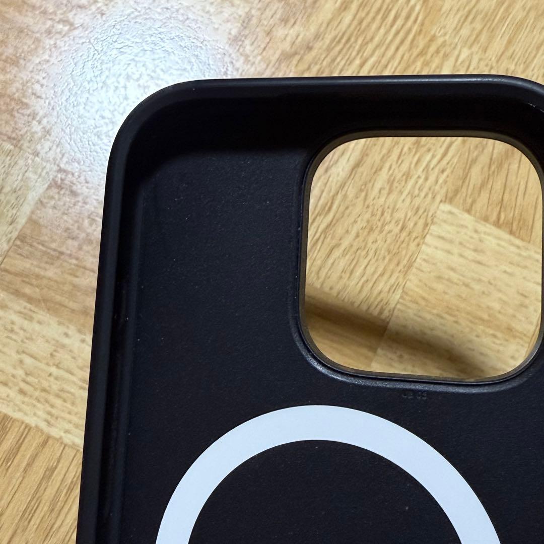 ハチワレ　iPhone16pro スマホケース ケースフィット CASEᖴITY