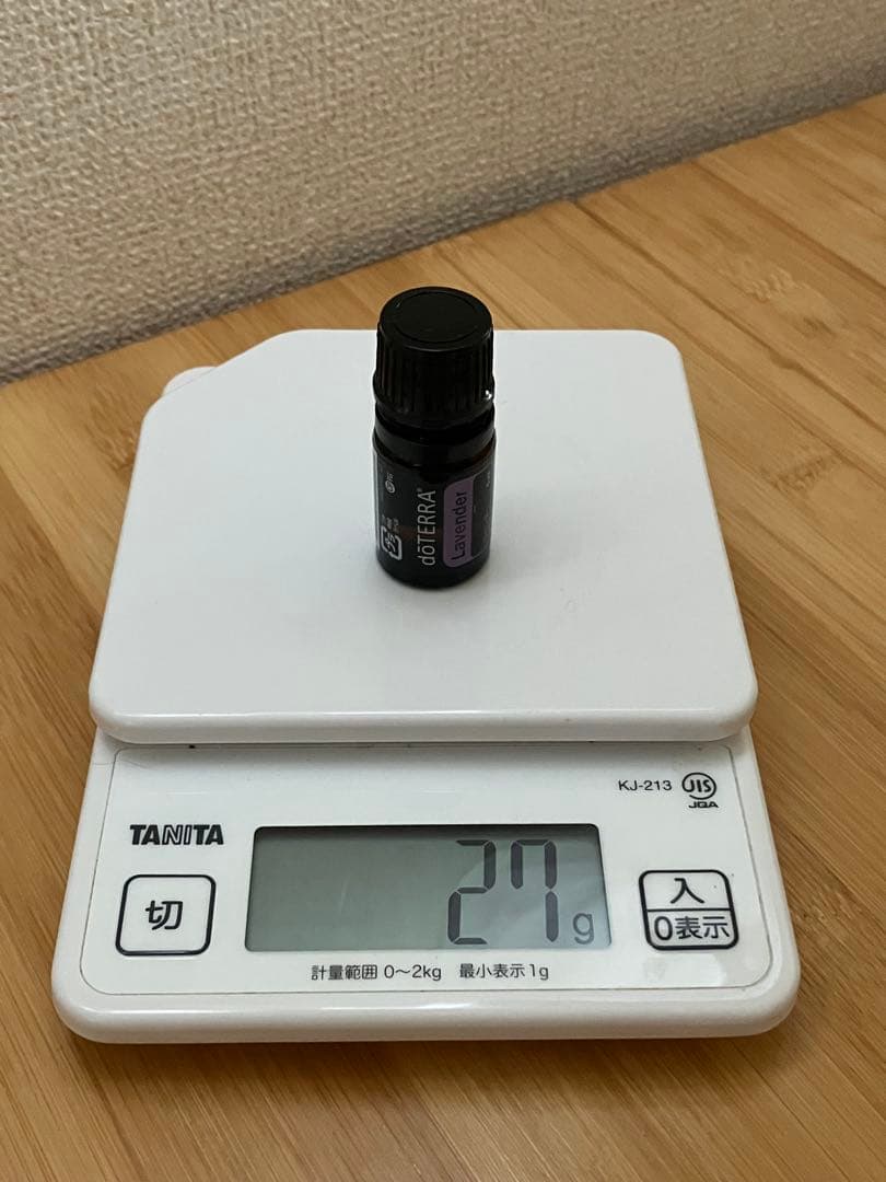 檜のアロマオイルスタンド付き！ ドテラ　アロマタッチキット