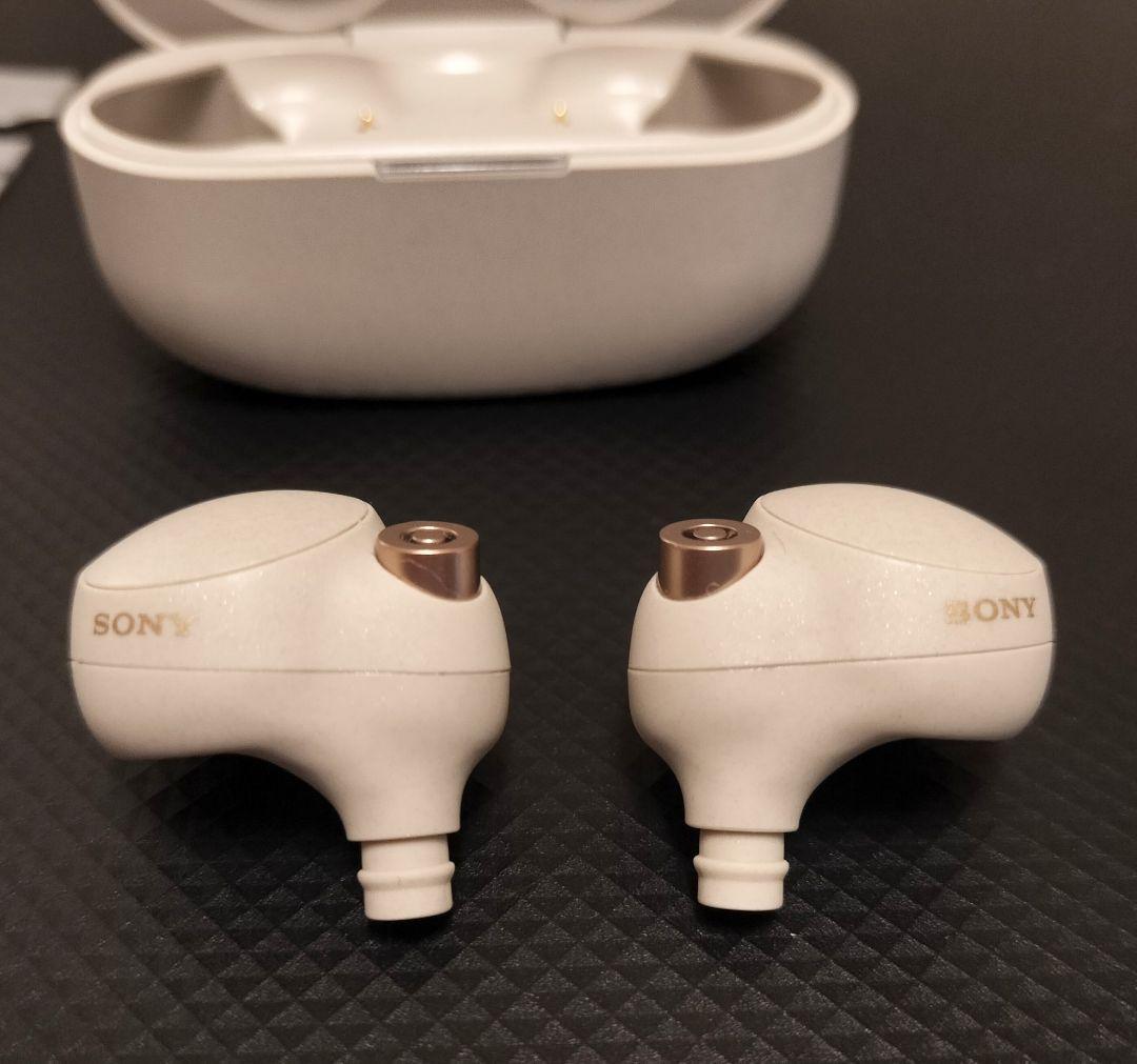 【hi】ソニー WF-1000XM4 バッテリー新品交換済 シルバー