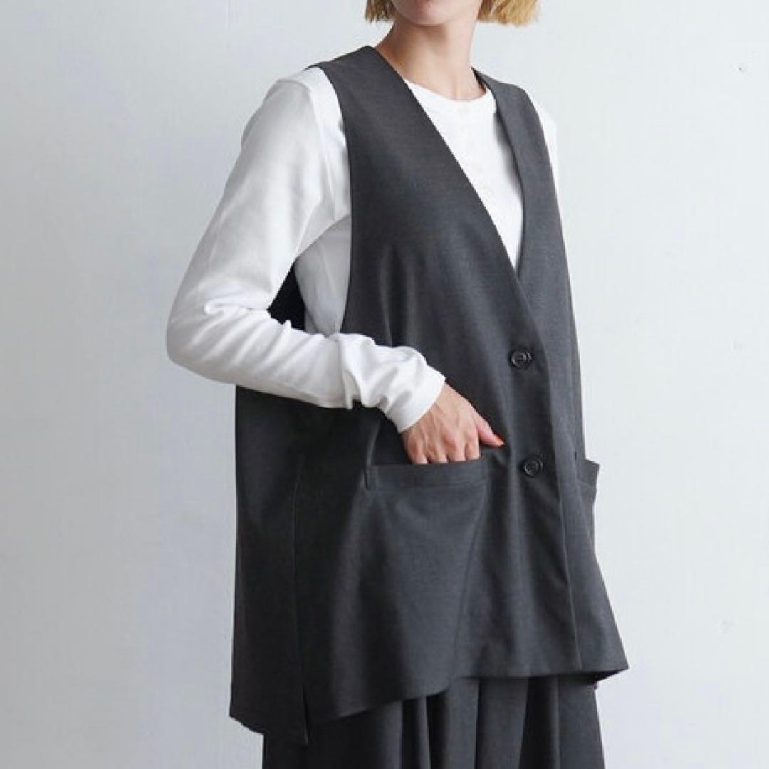 mizuiro ind 黒 ディープVネック ワイドベスト