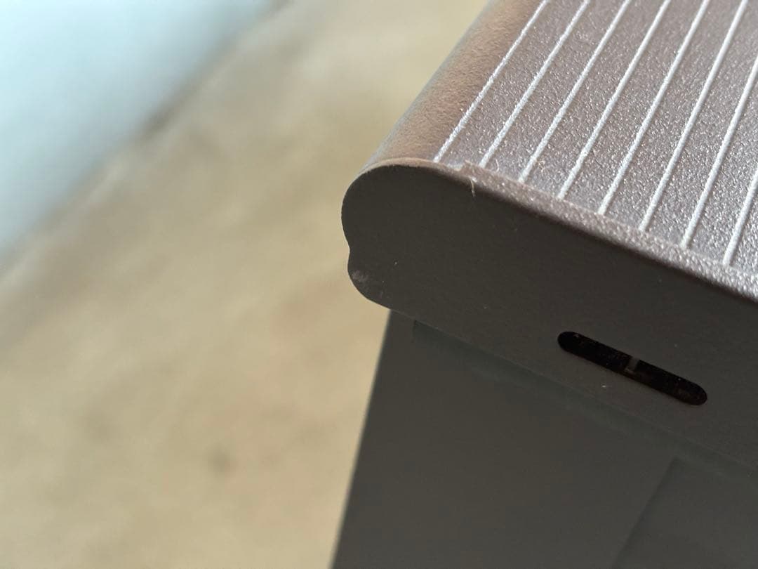 【グリーンライフ】ベンチ　ストッカー　屋外　防水　ブラウン　114cm 物置き