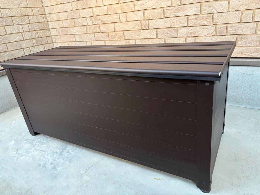 【グリーンライフ】ベンチ　ストッカー　屋外　防水　ブラウン　114cm 物置き