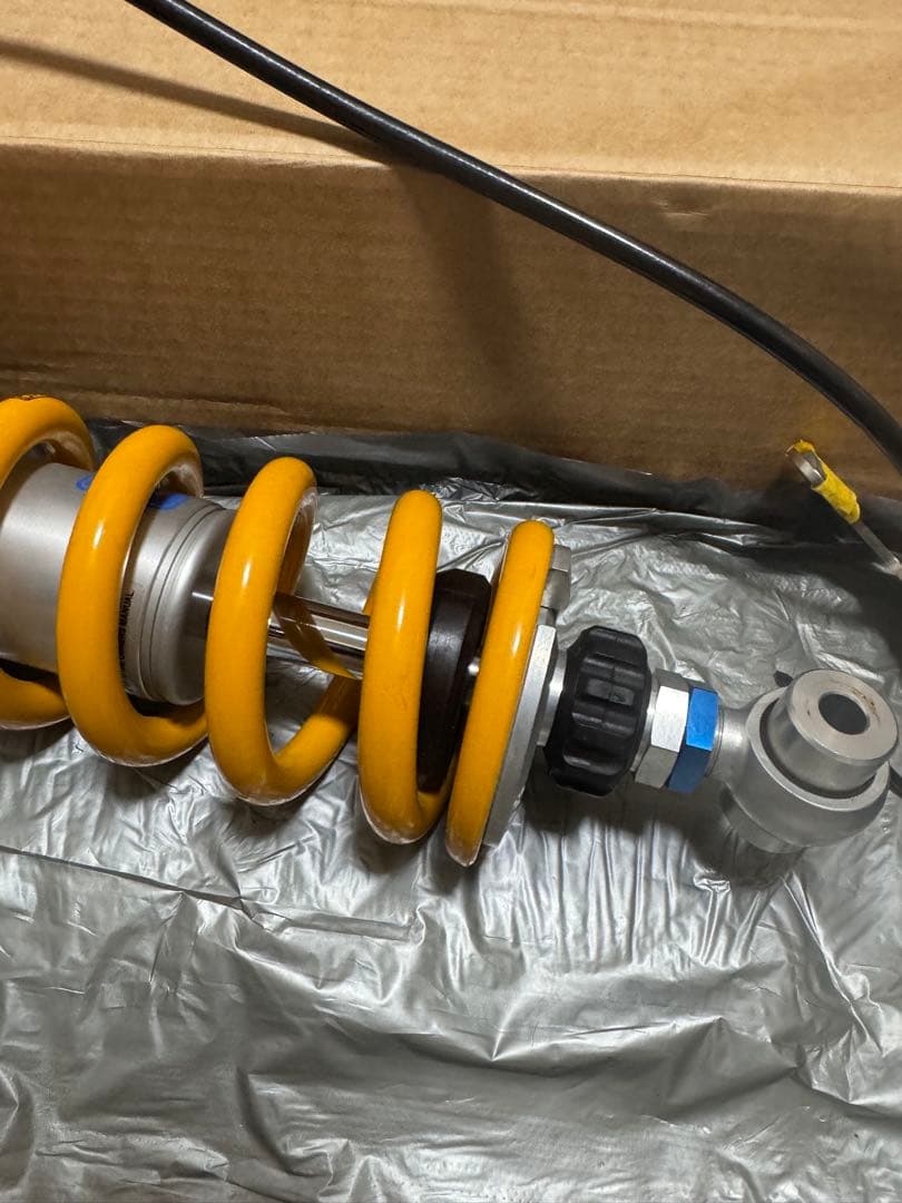 Z900RS OHLINSサスペンションKA739 オーリンズ