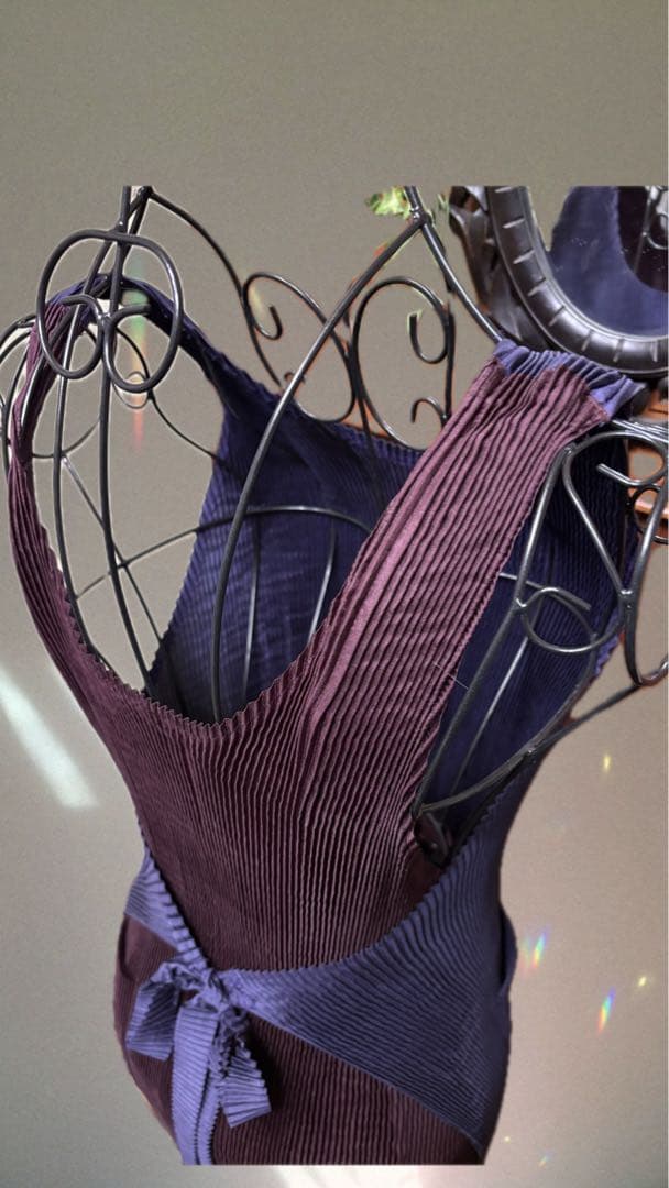 プリーツプリーズ イッセイミヤケ 変形エプロンワンピース パープル